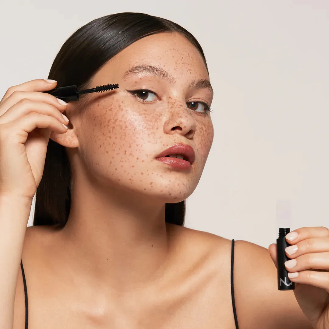 BLACK MASCARA