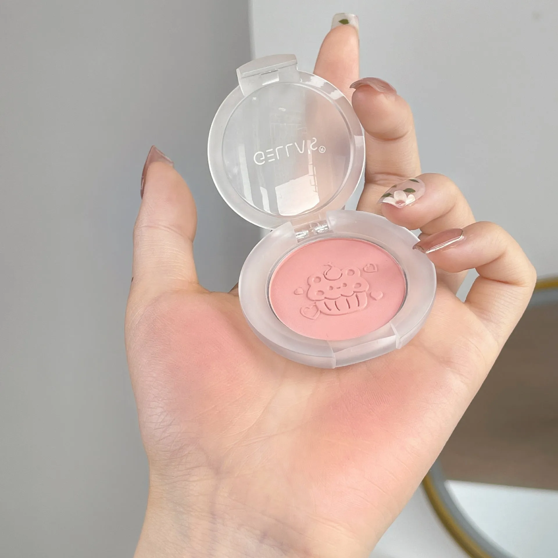 Toleet Cute Soft Mist Monochrome Blush